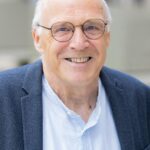 Älterer Mann mit Brille