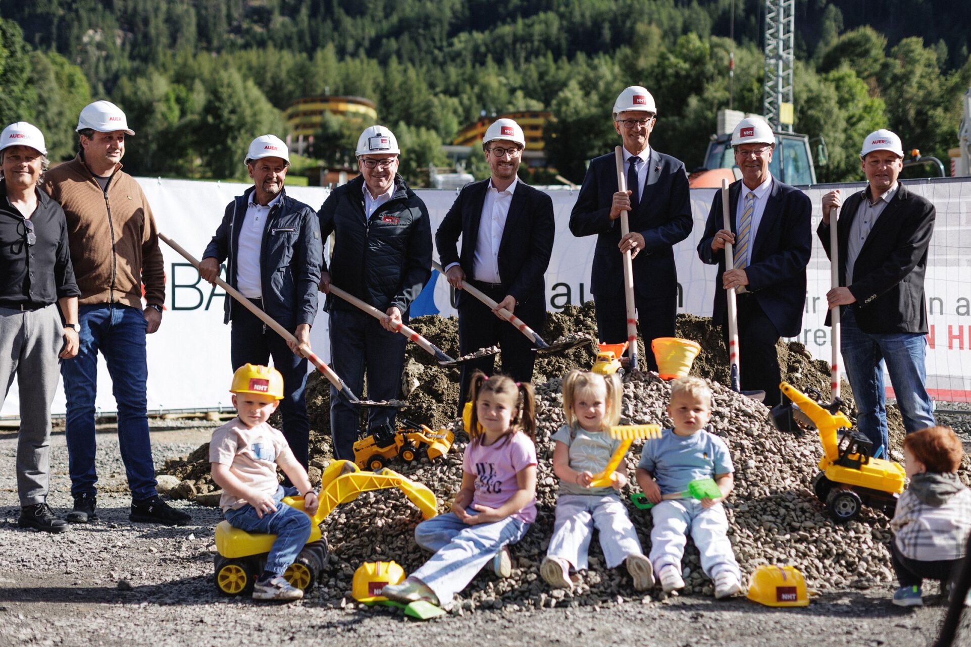 Spatenstich Umhausen Haus der Kinder